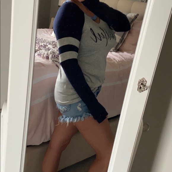 "Thankful" Long Sleeve Raglan Top - Picture 5 of 7